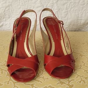 BANDOLINO red wooden slingbacks